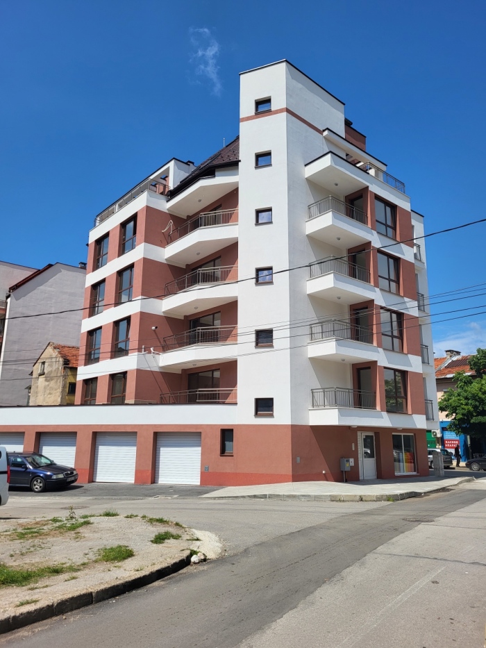 Жилищна сграда в УПИ XIX – 95, кв.54, гр.Враца